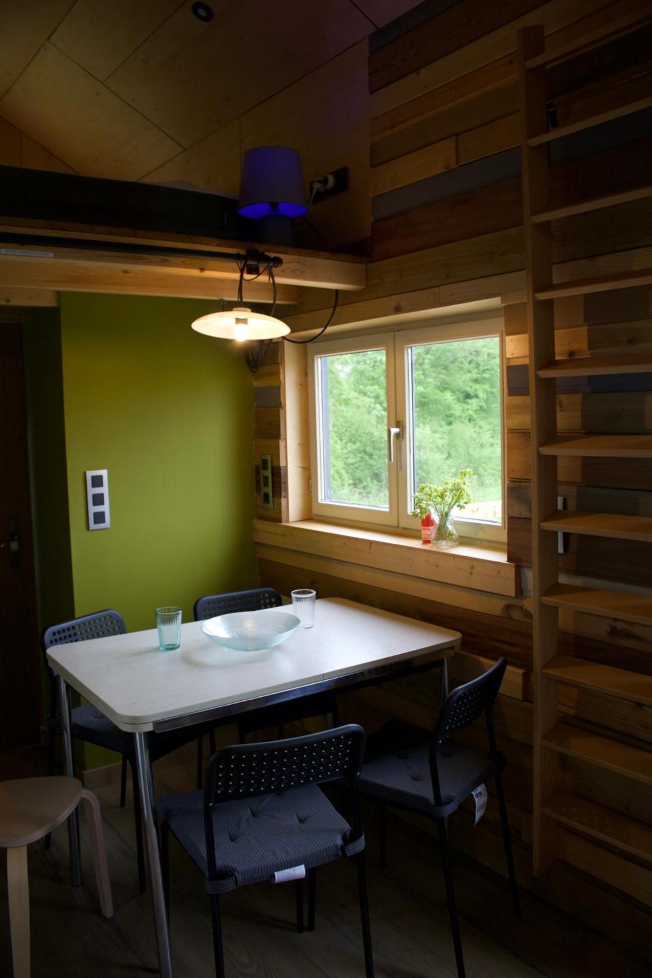 Tiny House Les Jours Heureux Sejour Nature Pres De Dinant Et Des Lacs De L Eau D Heure Villers-le-Gambon Esterno foto