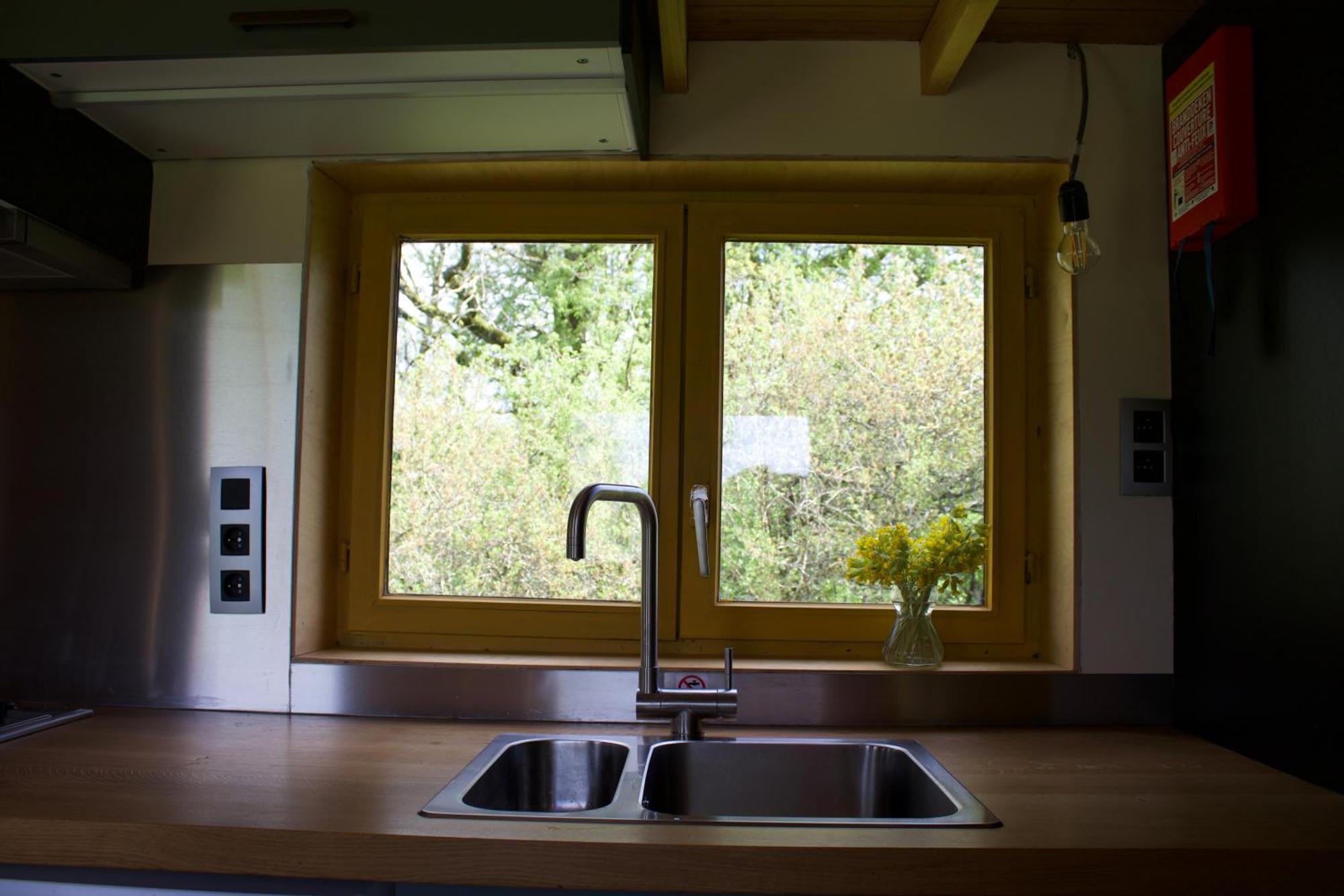 Tiny House Les Jours Heureux Sejour Nature Pres De Dinant Et Des Lacs De L Eau D Heure Villers-le-Gambon Esterno foto